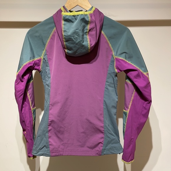 Columbia wind breaker, women’s XS - Picture 2 of 4